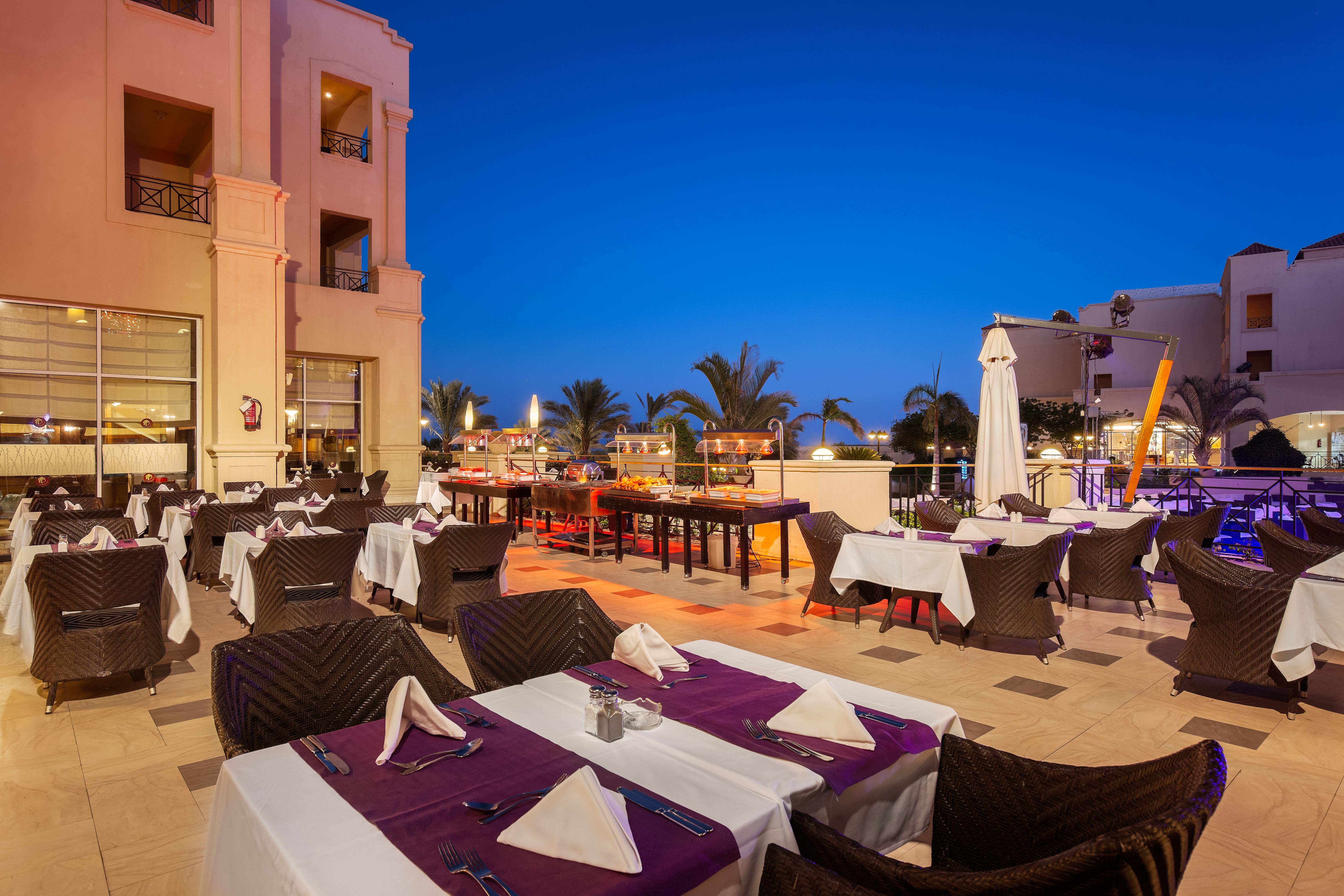 Cleopatra Luxury Resort Sharm El Sheikh Esterno foto The hotel's restaurant