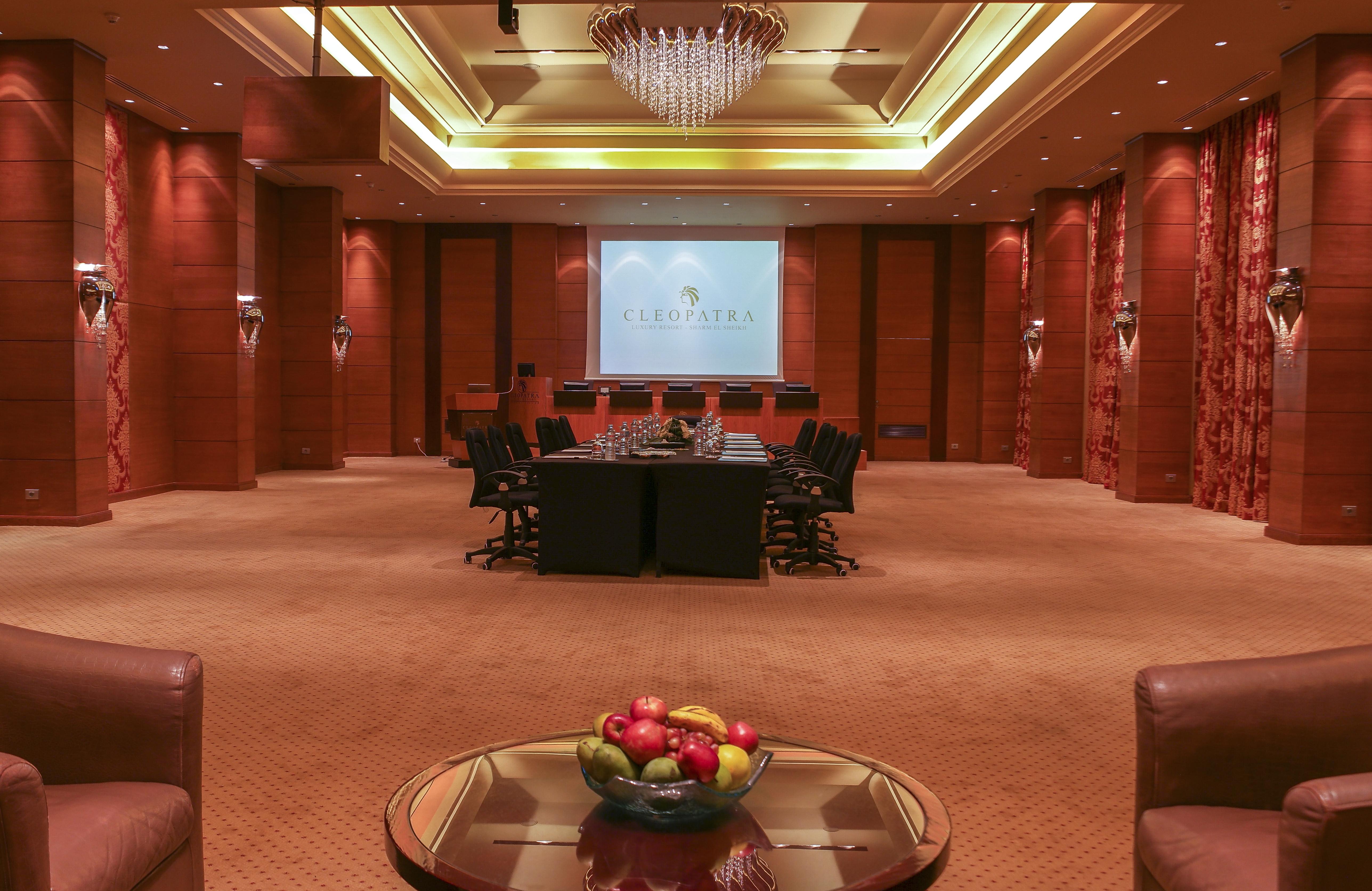 Cleopatra Luxury Resort Sharm El Sheikh Esterno foto Meeting room at the hotel