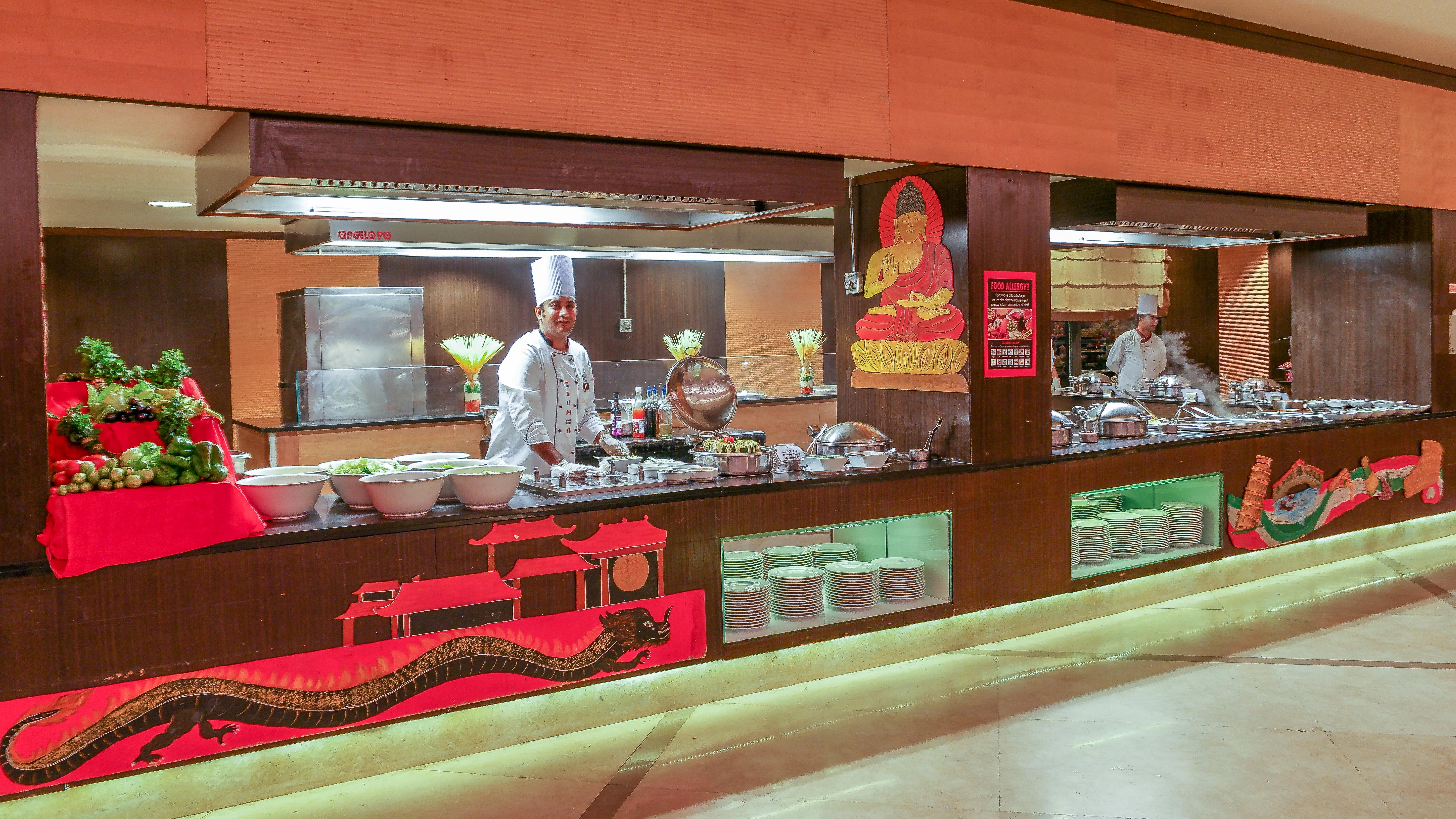 Cleopatra Luxury Resort Sharm El Sheikh Esterno foto The Chinese restaurant